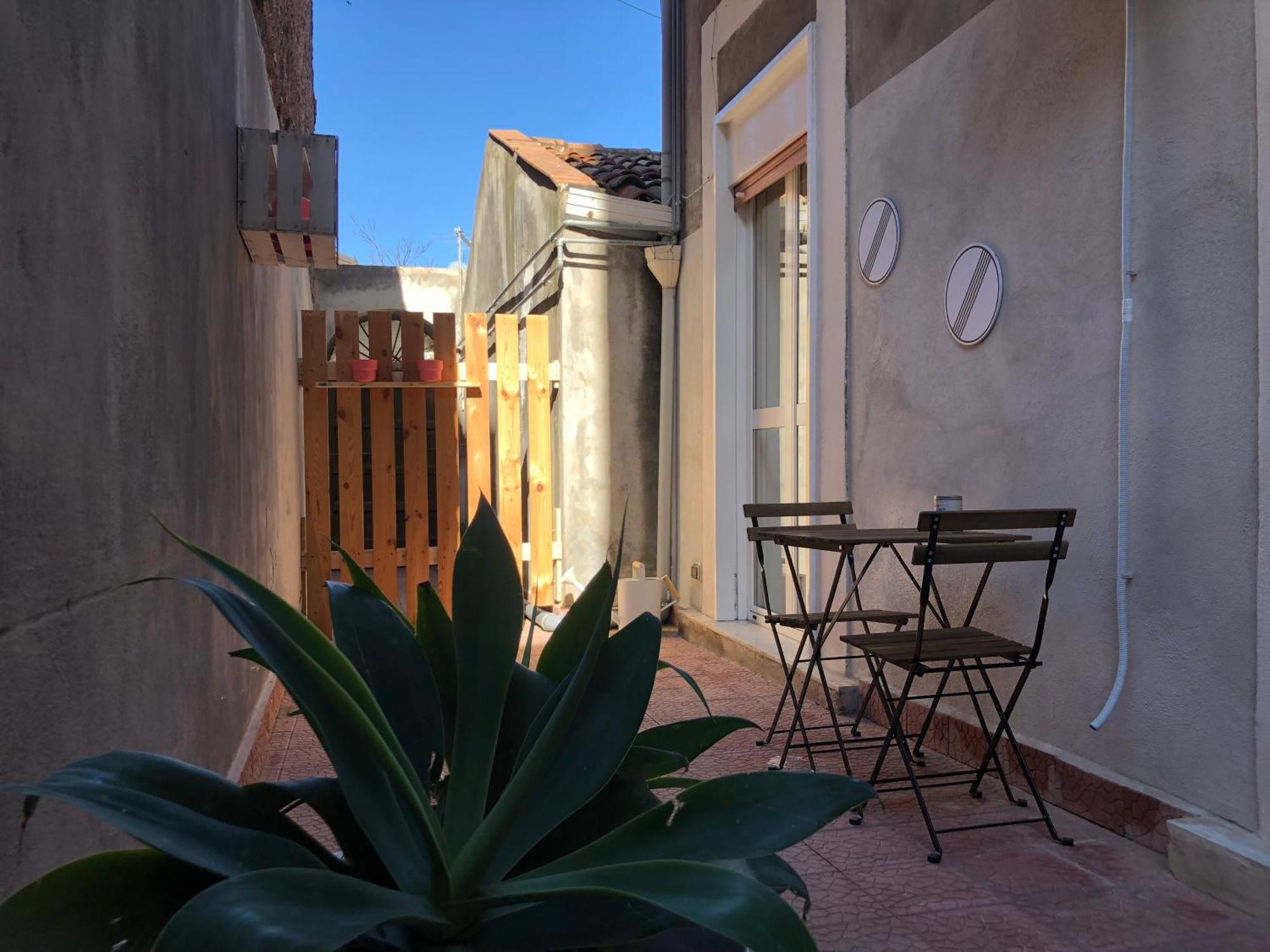 Home Vicolo Lavico Catania Eksteriør billede